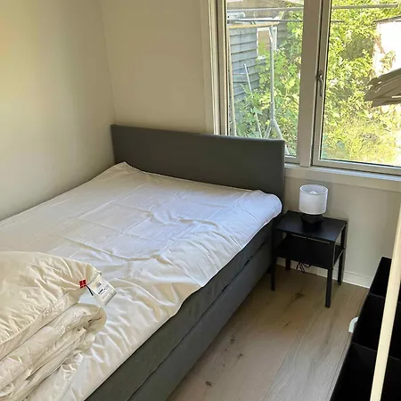 Lovely Renovated House With Covered Terrace 펜션